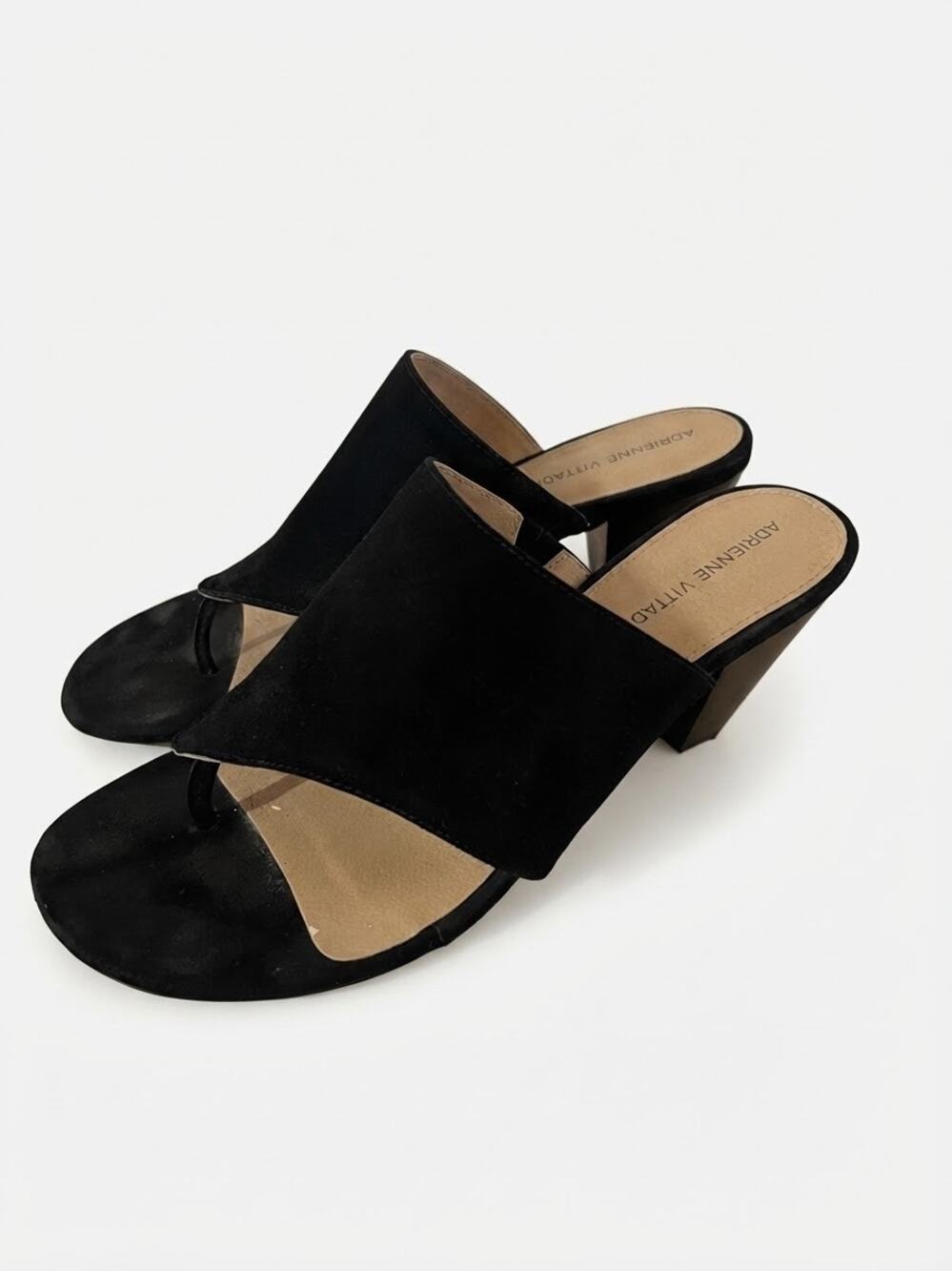 Adrienne Vittadini Black Suede Prusha Thong Block Heel Sandals 8M Mules Classy